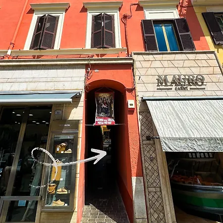 Agathea Apartment - Super Central & 50M From The Sea - Nettuno Exterior photo